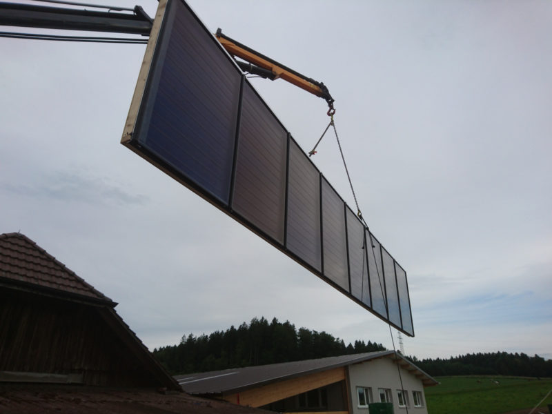 Warmeverbund Bauernhaus Stockli 5 Wohnungen Solaranlage fur Warmwasser und Heizungsunterstutzung 1